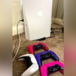 PS5 Disk Console $600